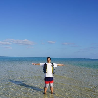 法人6期目 / ECを通じて社会福祉を / 2028年横浜に障害者就労支援施設立ち上げが目標 / EC→ヤフオク&shopee & lazada / YouTube頑張るお /3姉妹のパパ / キャンプとサウナ好き