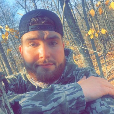 josh_j1285's profile picture. 