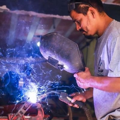 somos á CRS/CONSTRÓI/REFORMA/SERRALHERIA
e estamos na disponibilidade para seu atendimento online através do WhatsApp 21980462234..
empreendorismo na veia.