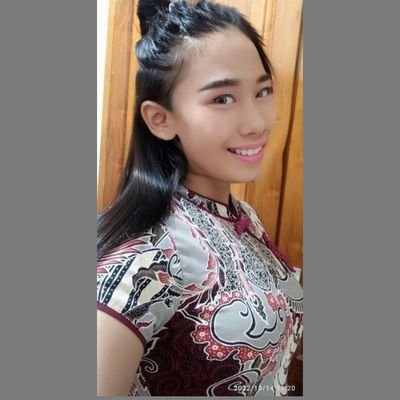 Java Singer_NewRadjaCampursari
Update info 
No hoax
#TransmartCibinongCityMall
#programfolback
#KulinerNusantara
https://t.co/StFyKMJOPY