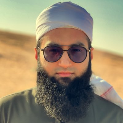 A Software Engineer from Lahore, Pakistan, having rich experience in web site design and development. Someone who enjoys traveling and trying new experiences.