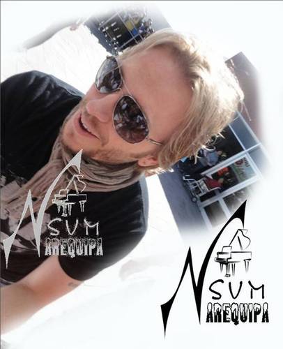 Fan Club Oficial de @NoelSchajris en Arequipa-Peru  , oficializadas por la WestWood el 19 de Agosto 2010 =)