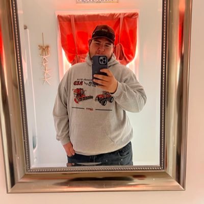 I’m single and I work on a farm with my Dad and my family