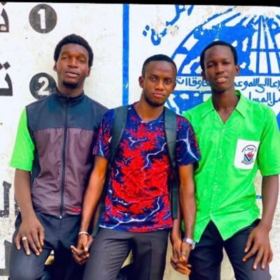 Greetings from the smiling coast of Africa 🇬🇲🇬🇲am from The Gambia west Africa am here to meet good friends and people to educate me🙏🙏🙏😢😔