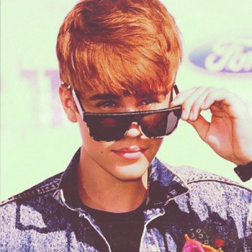 Verified Belieber
We Love Justin Bieber more than anything in the world! We will follow back if you follow us!