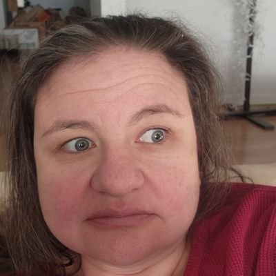 L_Picard's profile picture. Mom of 3 beautiful girls, enjoy watching what mother nature offer us, working on marking off my bucket list.