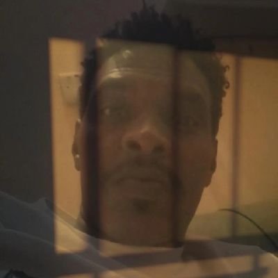 zizozidan99's profile picture. 