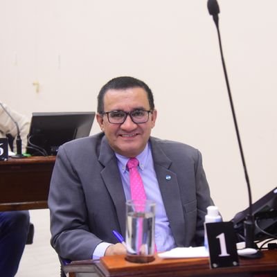 Diputado Provincial de la Legislatura de Formosa por la Unión Cívica Radical. Dejame tus ideas e inquitudes.