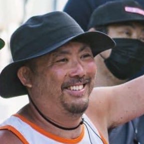 荒木太郎がゆく。車いすラグビーRIZECHIBA所属#44 NPO法人BRETHREN理事長 環境デザイン。サンライズ(訪問介護、福祉有償運送、リハビリ特化型通所介護共生型生活介護)経営、11月より訪問看護リハビリ事業スタート。目標は自動車免許取得、ガウディの作品を見に行くこと。そこまでの物語や日々のことをつぶやく。