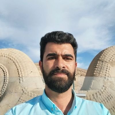 کوروش هخامنشی زاده چشم پيش و کمبوجیه از نسل آریایی