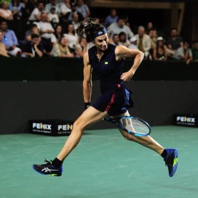 Official twitter of Gabriela Sabatini