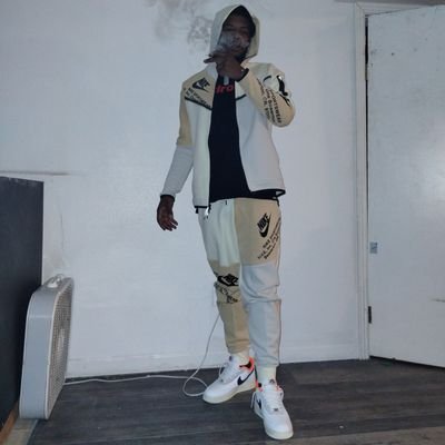 counting 100 dollar papers and smokin a wood full of the good and if she half naked callin by my real name it’s cause I Ran D all down her throat