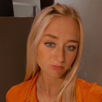 Em (@eminater123456) 's Twitter Profile