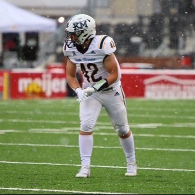 KM ‘24: TE/FB|5’11 215| Classic 8 First Team All-Conference TE| ‘22 State Champs| ‘23 C8 Champs | 4.5 GPA