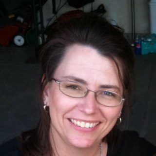 Loving wife, mother and grandma. Life is what you make of it, so be happy!