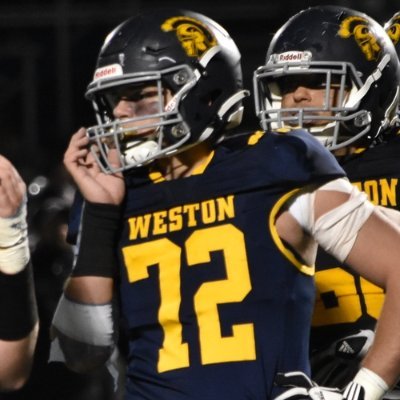 Weston High School | 2019-22 | Captain '22 | #72 | OL/C/DL/ILB | 6' 220 Muhlenberg College |2023-27| #? | C/OG 14x Honor Roll and Counting📜 1x State Champ 💍