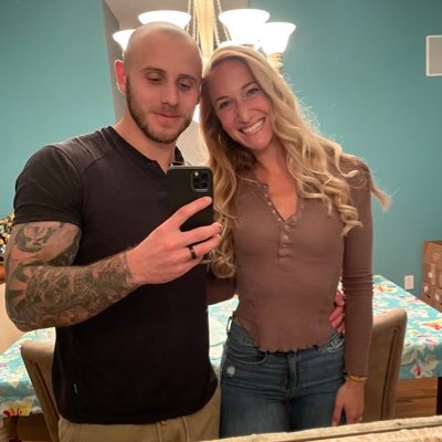 JohnH_10's profile picture. 🤙🏽