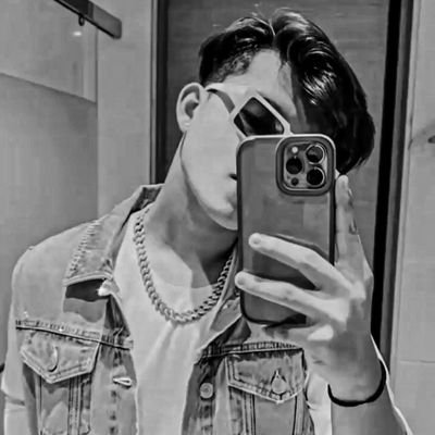 riyazxstuti Profile Picture