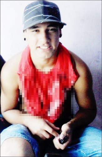 [...] É Necessário Sempre Acreditar Que o Sonho É Possível,
Que o Céu é o Limite e Você Truta É imbatível ♪ _\ֆ/_