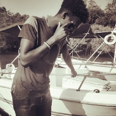 vansheikh's profile picture. Wĩyethe, wĩmenye, ũteithĩke na ũteithie Nyũmba yaku, Rũrĩrĩ na Bũrũri