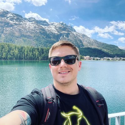 Jlr_sharkman's profile picture. 🇿🇦Saffa / 🇳🇿Kiwi living in Italy🇮🇹,      Medical laboratory scientist🔬🧬🦠, Shark fan🦈, Gaymer🕹, Geek🖖🏻