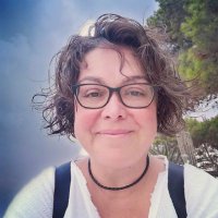 Angela (@alegna_g) 's Twitter Profile