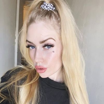 foxx_lola2's profile picture. work hard and play hard