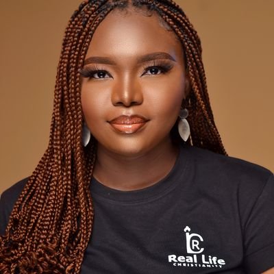 hope_achera's profile picture. Christian❤ | Public Health Professional|God's errand girl 👑