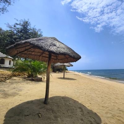 Lakeside retreat located by #LakeMalawi. Unrivaled natural beauty in the Warm Heart of Africa, tweets by @s_amani #Malawi #LakeMalawi