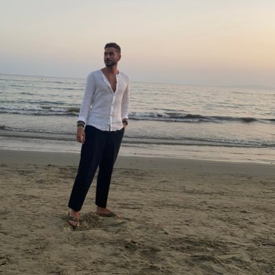 OfficialGiannaS's profile picture. Come il sole risorgo sempre