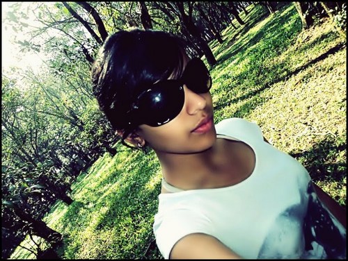 Sou além do que seus olhos possam ver, se quiser conhecer uma fração de mim só seguir :) Vєєм ρяσ мєυ мυиdσ ' ♫ . -Tαα'h && Døøџg ↯AMOOR INCONDICIONAL ♥.