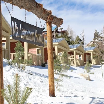 Mt Lemmon Hotel - Tucson's Cool Escape. Family and pet friendly, private cabins tucked away at temperatures 30 degrees less then Tucson!