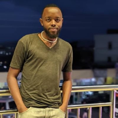 kingtheberber's profile picture. Am super man