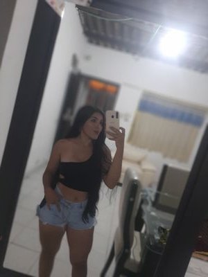 Laura.
🇨🇴