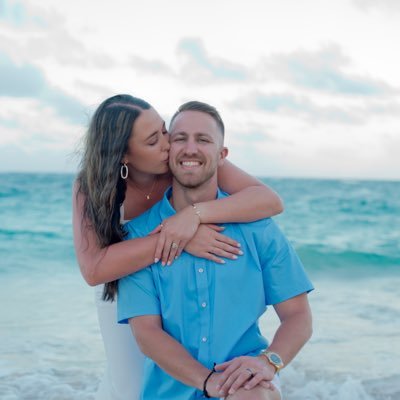 My Wife, Kayle Lyn ❤️ • 6th grade PE Teacher 🍎👨🏼🏫 • High school baseball coach ⚾️ • Elite Chiefs Fan ❤️💛 • Tweets Are My Own
