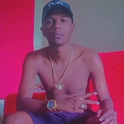 Deus é o meu guia🏌🏾
Tudo Posso Naquele que me Fortalece ✨♥️