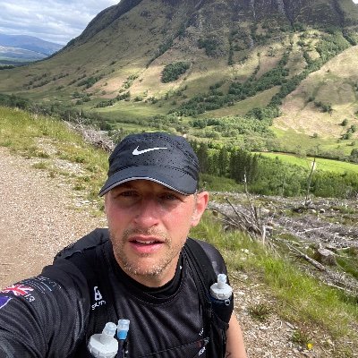 Stewarton Ultrarunner of the Year 2022
Dad, Husband, St Mirren fan
