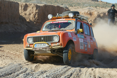 Entraid4Life's profile picture. Bref, on fait le 4L Trophy 2012.

Equipe : Antoine et Siri