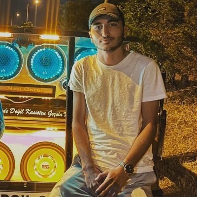 Mehmetcnkrks's profile picture. .