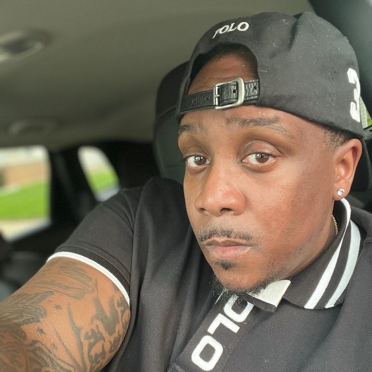#RIPMom #RIPDad.....Somewhere In My City Plotting On A Dollar & A Sammich...#Based