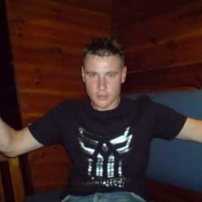 rae99686981's profile picture. 