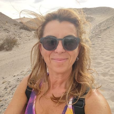 lschaigorodsky's profile picture. madre, trabajadora, anestesiologa....tratando de ser mejor cada día.