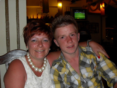 Married mother of 2 fabolous boys,lifes good. Lovely to meet you.