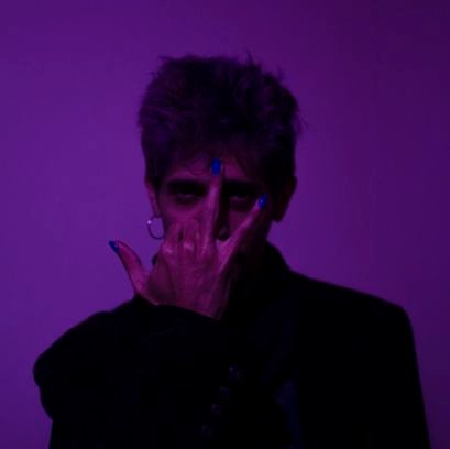 Soy músico sesionista, compositor, intérprete y freestyler de batallas...
Aka llave maestra