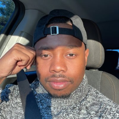 Sean02759318's profile picture.