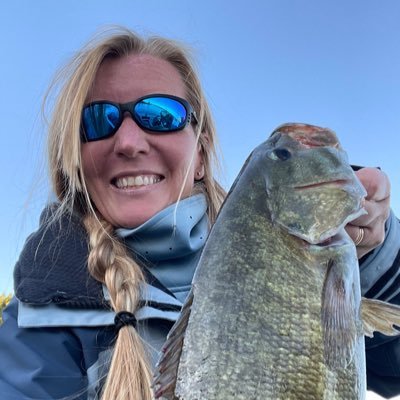 Southern Ohio Bass Angler, Wife and Mom of 5. Love bass fishing adventures with the Hubby!