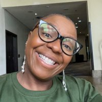 Lọlá Shónẹ́yìn(@lolashoneyin) 's Twitter Profile Photo