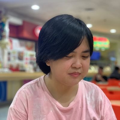 ericasarreal_'s profile picture. 23 • Secretary (BeAM) • DocuHR Associate (LYO) • Logistics Associate (BCSI)