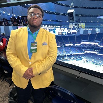 bigelegend's profile picture. 10/16 ♎️ C/O 21’ 🎓 Mass Comm SU 🐆 25’ God First                                                            IG: bige_legend                 👻:ericwhitejr13