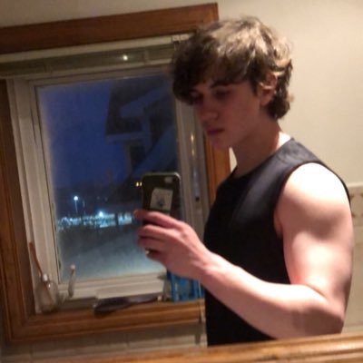 maokunlao's profile picture. 